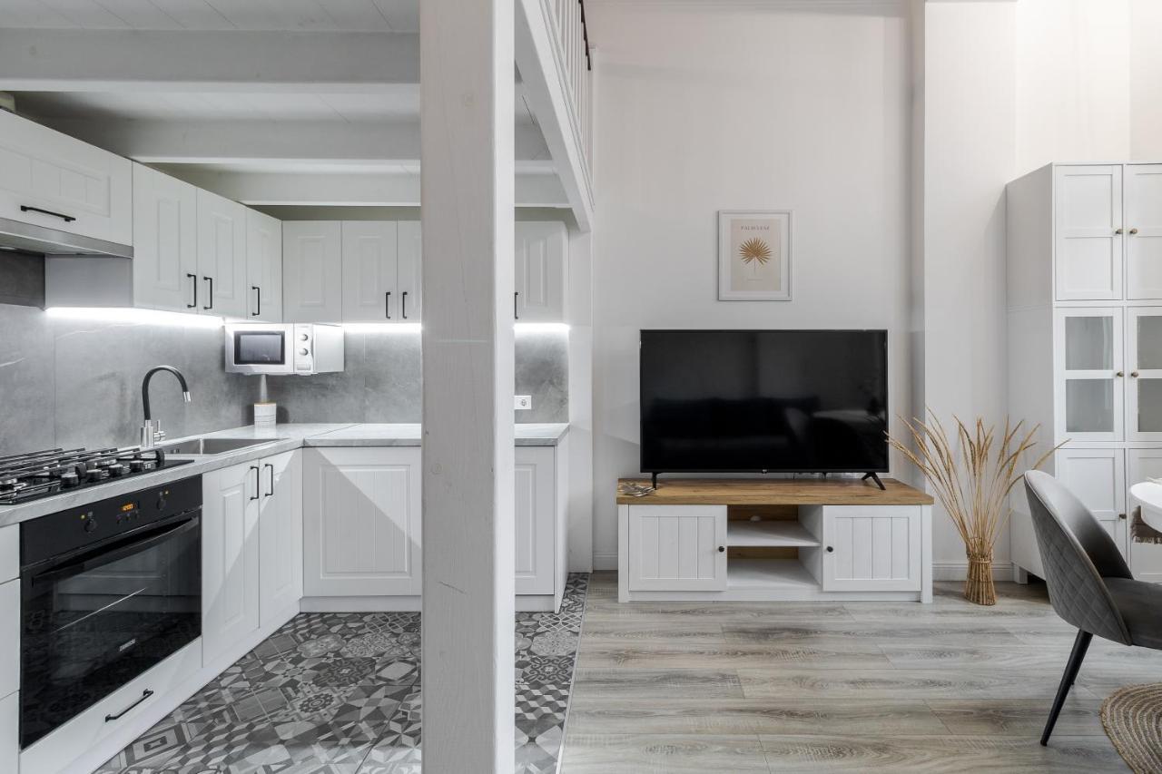 Inshiapartments On Slovatskoho Str Leopoli Esterno foto